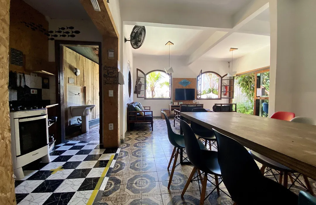 A Coroa Hostel&Suites-1